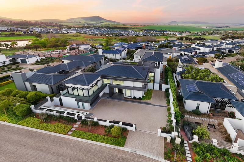 6 Bedroom Property for Sale in Clara Anna Fontein Western Cape